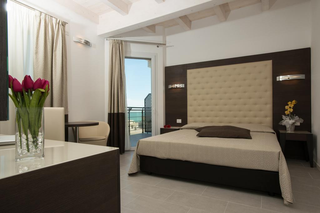 Hotel Sheila Лидо ди Йезоло Стая снимка
